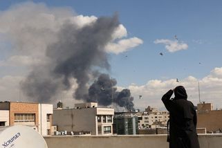 Nová pravidla pro Hormuz: Rijádský summit odsoudil agresi, Írán nabízí mír podle svých pravidel